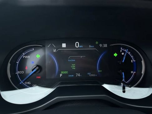 Certified 2025 Toyota RAV4 XLE AWD/4WD image 16
