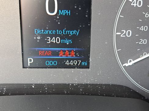 Used 2025 Toyota Corolla LE image 27