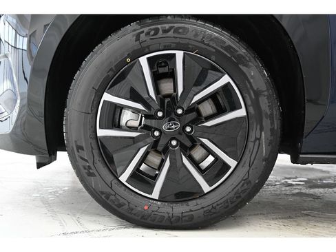 New 2026 Subaru Solterra Premium image 8