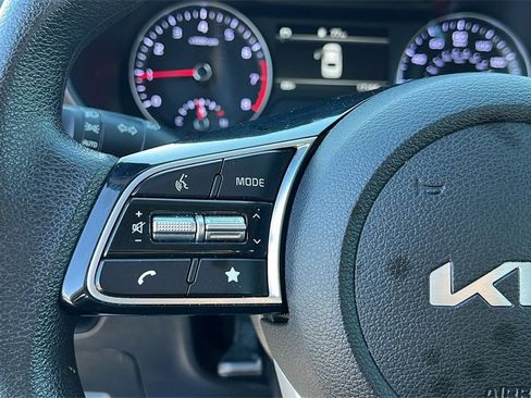 New 2024 Kia Forte LXS w/ LXS Technology Package image 17