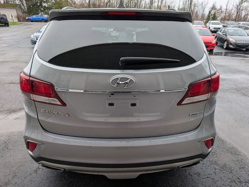 Used 2017 Hyundai Santa Fe SE image 13