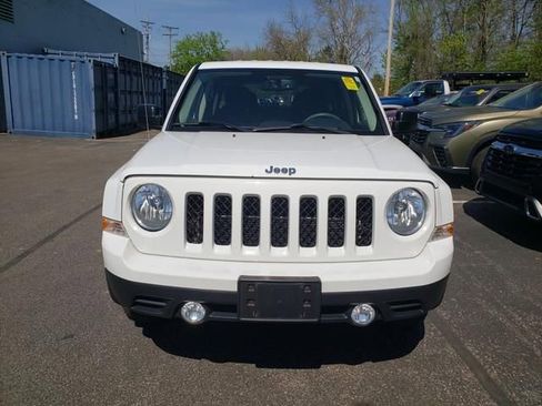 Used 2015 Jeep Patriot Sport w/ Power Value Group AWD/4WD image 5