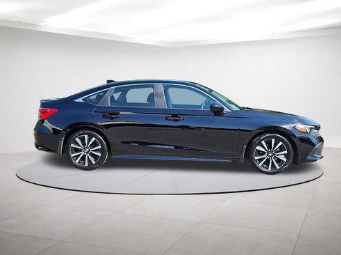 Used 2022 Honda Civic EX image 8