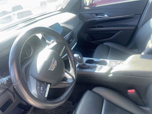 Used 2023 Cadillac CT4 Sport image 5