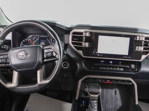 Used 2024 Toyota Tundra SR5 AWD/4WD image 18