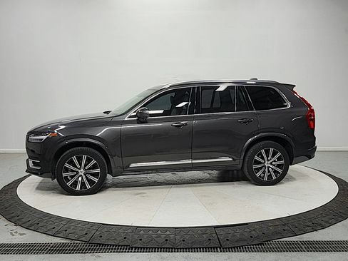 Used 2024 Volvo XC90 B5 Plus AWD/4WD image 4