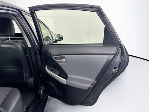 Used 2013 Toyota Prius Four FWD image 27