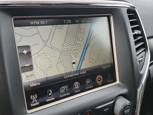 Used 2016 Jeep Grand Cherokee Limited image 4