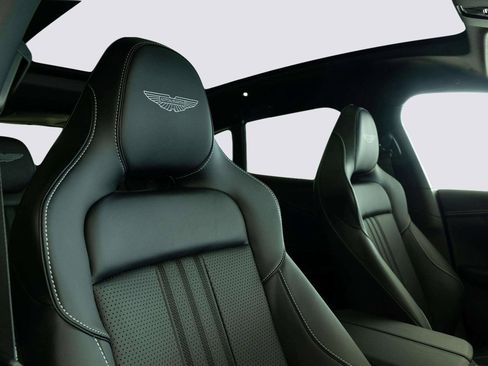 New 2026 Aston Martin DBX 707 image 15