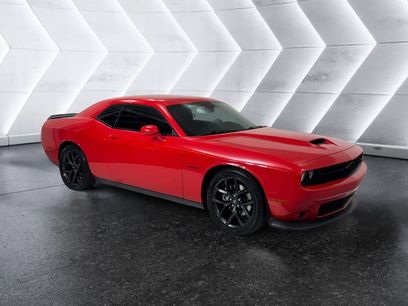 Used 2022 Dodge Challenger R/T w/ Blacktop Package