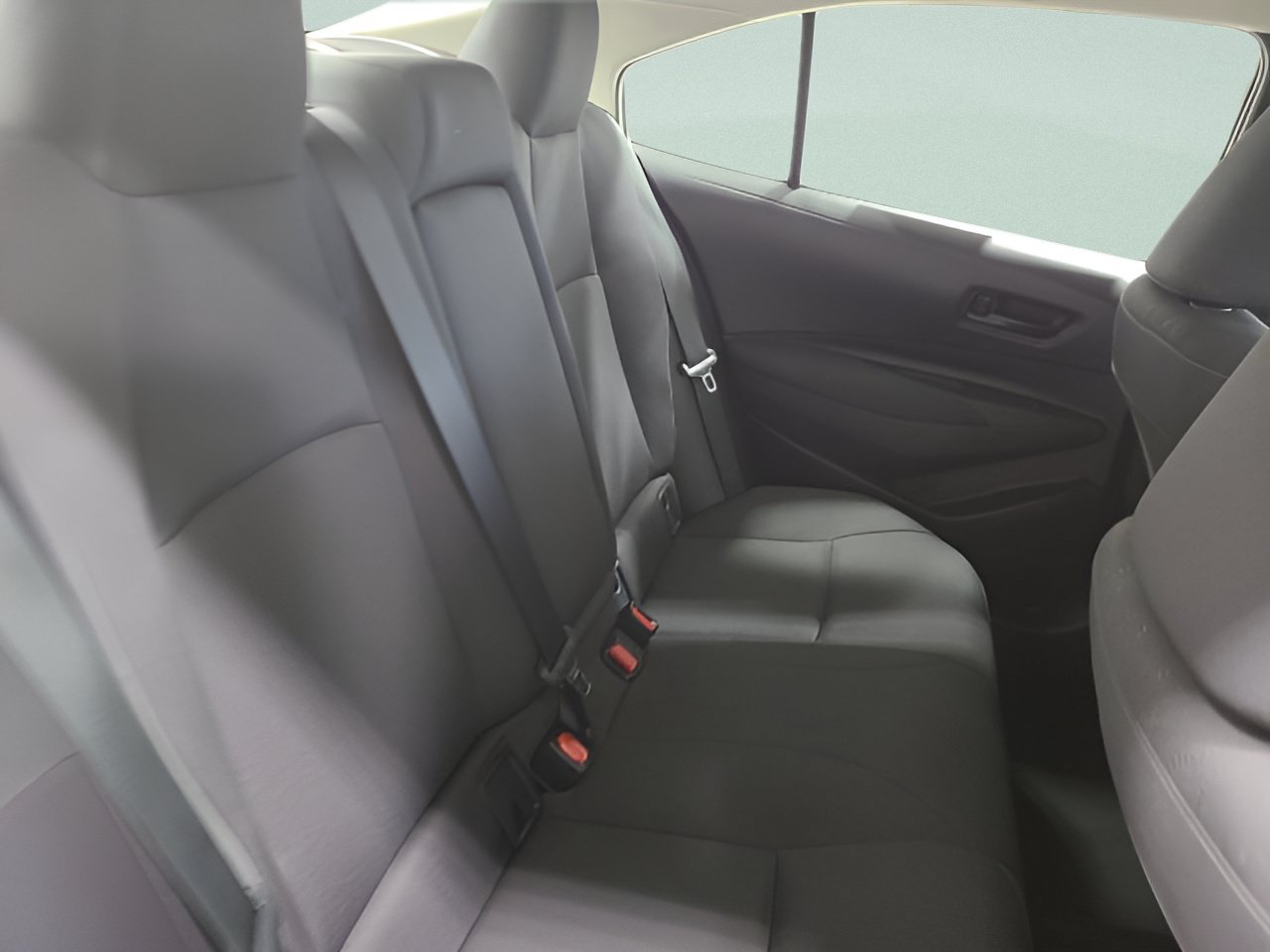 Used 2024 Toyota Corolla LE FWD image 14