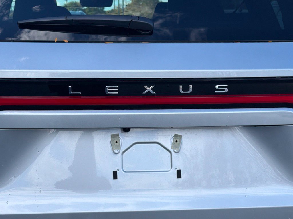 Certified 2026 Lexus TX 500h AWD w/ Technology Package image 12