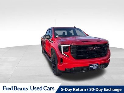 Used 2025 GMC Sierra 1500 Elevation