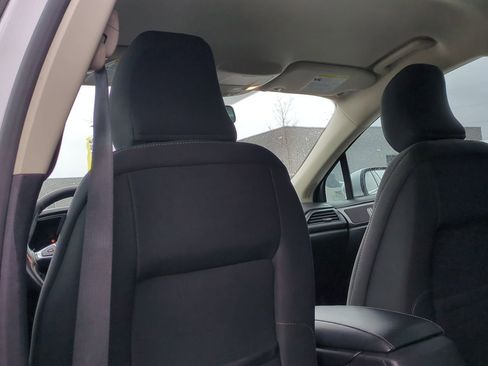 Used 2018 Ford Fusion S w/ Equipment Group 101A image 18