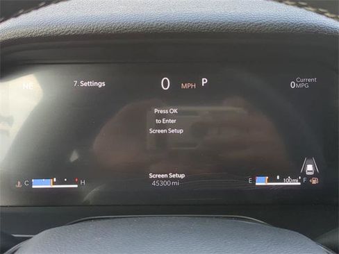 Certified 2024 Jeep Grand Cherokee L Laredo image 33