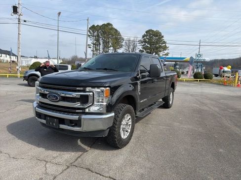 Used 2021 Ford F250 XL w/ STX Appearance Package image 4