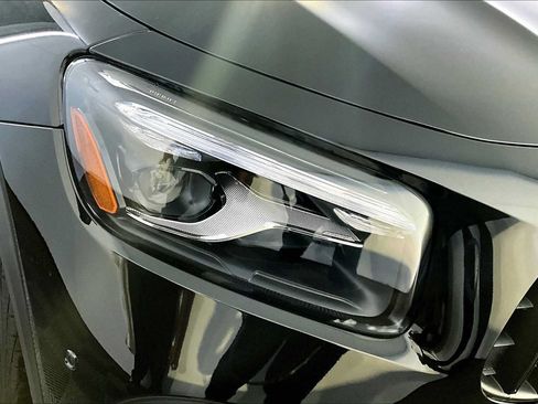 New 2026 Mercedes-Benz GLB 35 AMG 4MATIC image 16