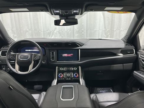 Used 2024 GMC Yukon Denali image 20