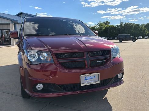 Used 2020 Dodge Grand Caravan GT FWD image 31