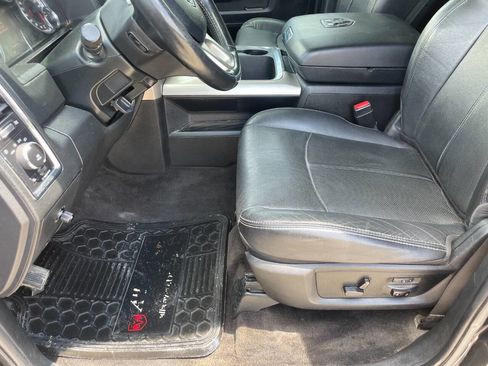 Used 2018 RAM 3500 Laramie image 19