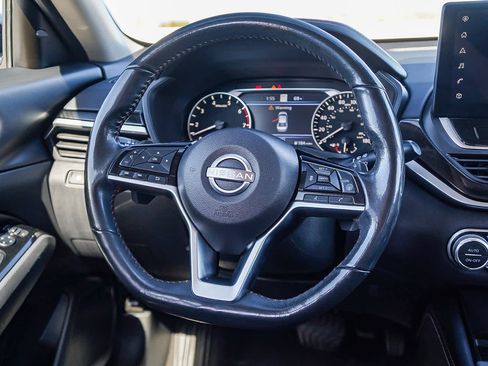 Used 2023 Nissan Altima 2.0 SR image 16