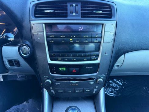 Used 2009 Lexus IS 250 image 32