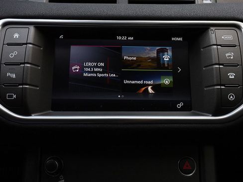 Used 2018 Land Rover Range Rover Evoque SE Premium AWD/4WD image 8