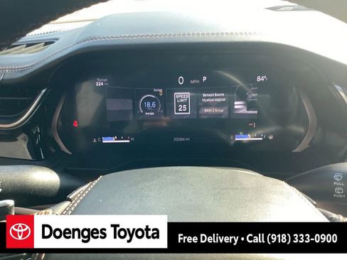 Used 2023 Jeep Grand Cherokee L Summit w/ Advanced Protech Group IV image 31