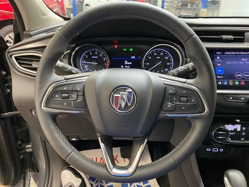 Used 2022 Buick Encore GX Select w/ Sport Touring Package FWD image 19