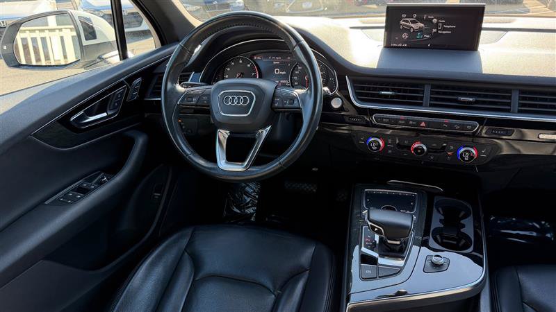 Used 2019 Audi Q7 3.0T Premium w/ Convenience Package AWD/4WD image 18
