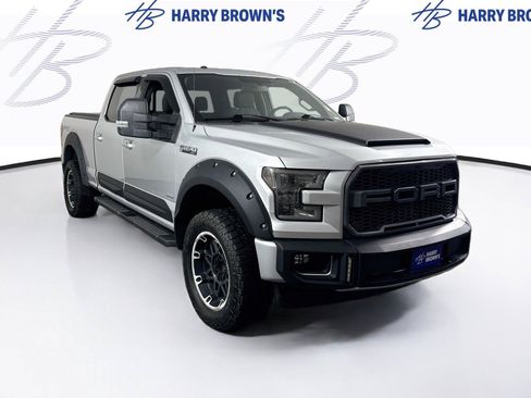 Used 2017 Ford F150 XLT w/ Equipment Group 302A Luxury AWD/4WD image 26
