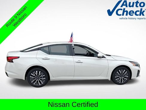 Certified 2023 Nissan Altima 2.5 SV w/ SV Premium Package AWD/4WD image 6