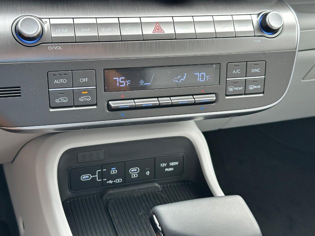 New 2027 Hyundai Kona SEL Sport AWD/4WD image 13