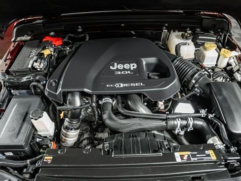 Used 2021 Jeep Gladiator Willys image 23