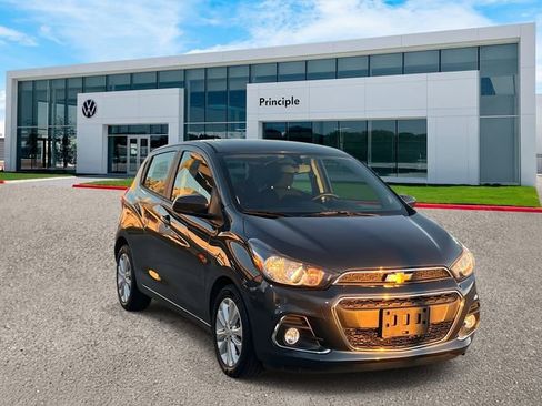 Used 2017 Chevrolet Spark LT image 2