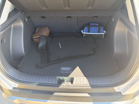 New 2026 Hyundai Kona SEL Premium FWD image 32
