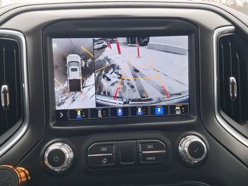 Used 2022 GMC Sierra 1500 AT4 w/ AT4 Premium Package image 20