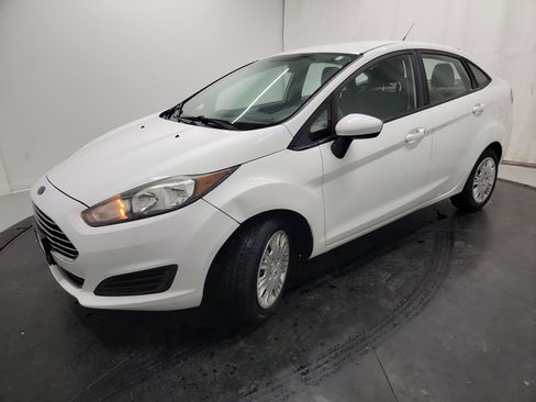 Used 2016 Ford Fiesta S image 3