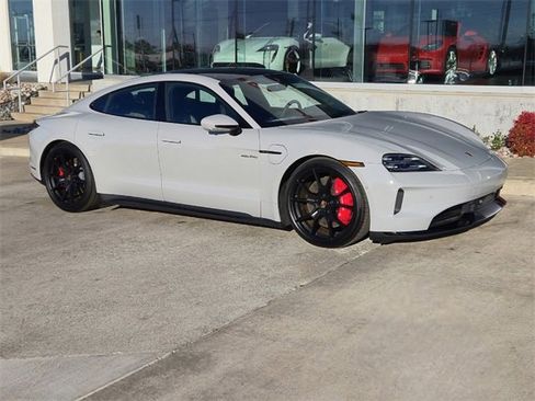 New 2025 Porsche Taycan GTS image 9