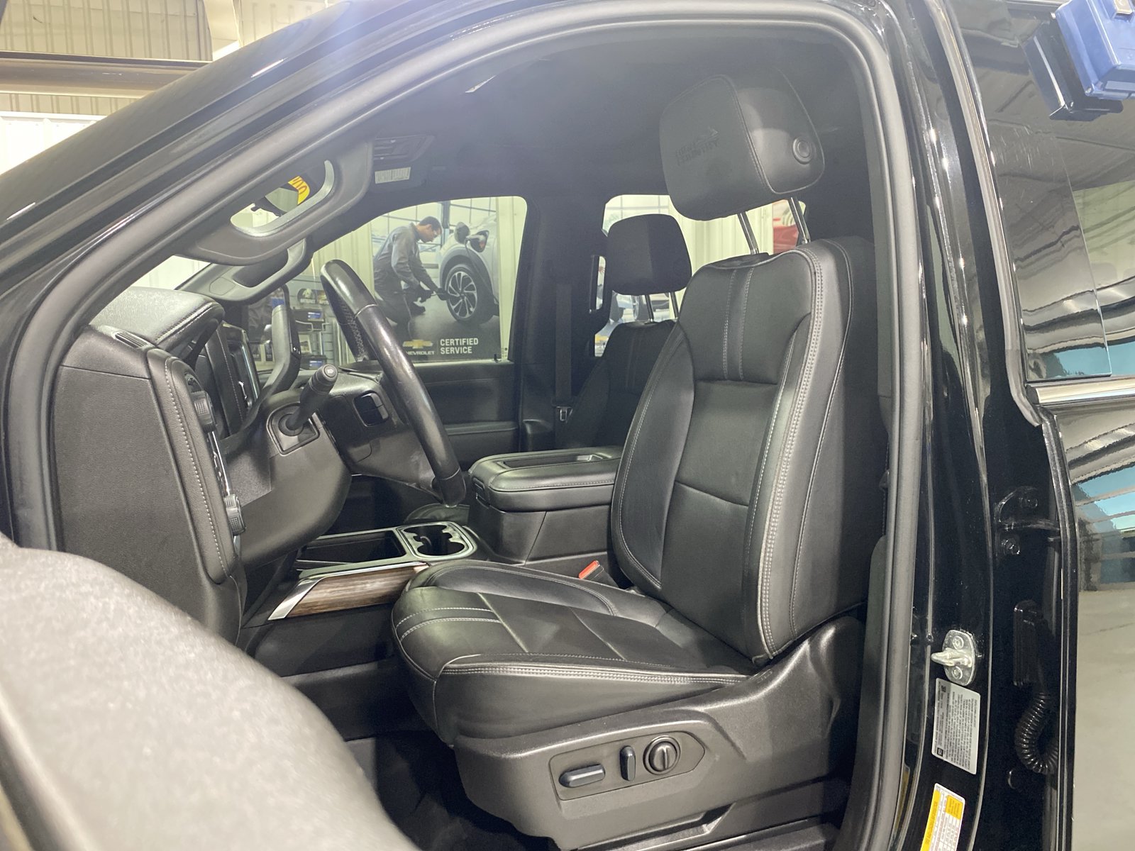 Used 2022 Chevrolet Silverado 3500 High Country AWD/4WD image 18