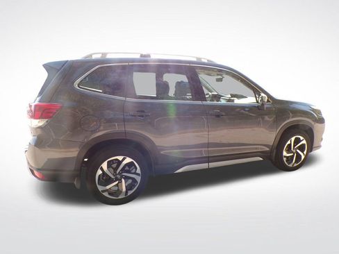 Used 2023 Subaru Forester Touring w/ Popular Package #2 AWD/4WD image 8