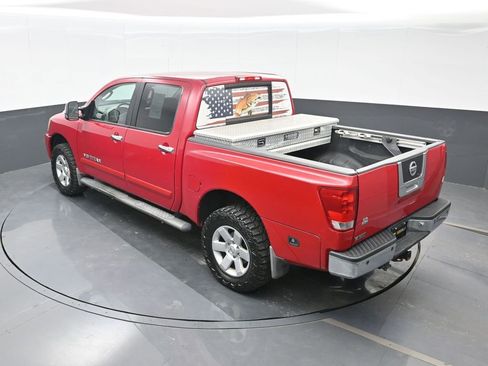 Used 2005 Nissan Titan LE w/ (U01) Nissan Navigation Pkg image 19