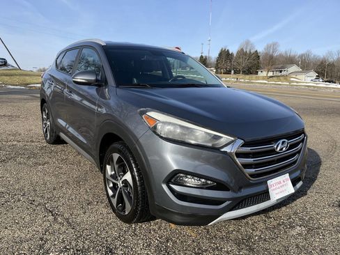 Used 2017 Hyundai Tucson Limited w/ Cargo Package image 7