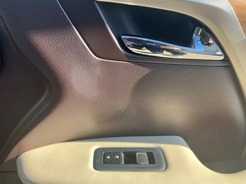 Used 2019 Lexus RX 450hL AWD image 37