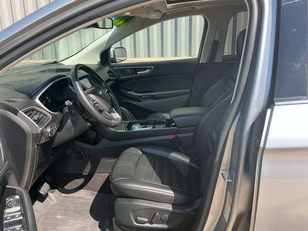 Used 2020 Ford Edge SEL w/ Convenience Package AWD/4WD image 8
