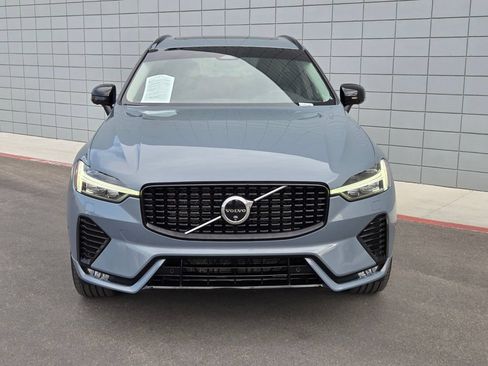 Certified 2024 Volvo XC60 B5 Plus AWD/4WD image 7