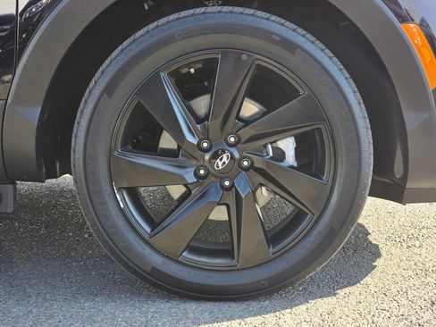 Used 2024 Hyundai Santa Cruz Night image 9