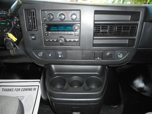 Used 2016 Chevrolet Express 3500 LT w/ LT Preferred Equipment Group image 26