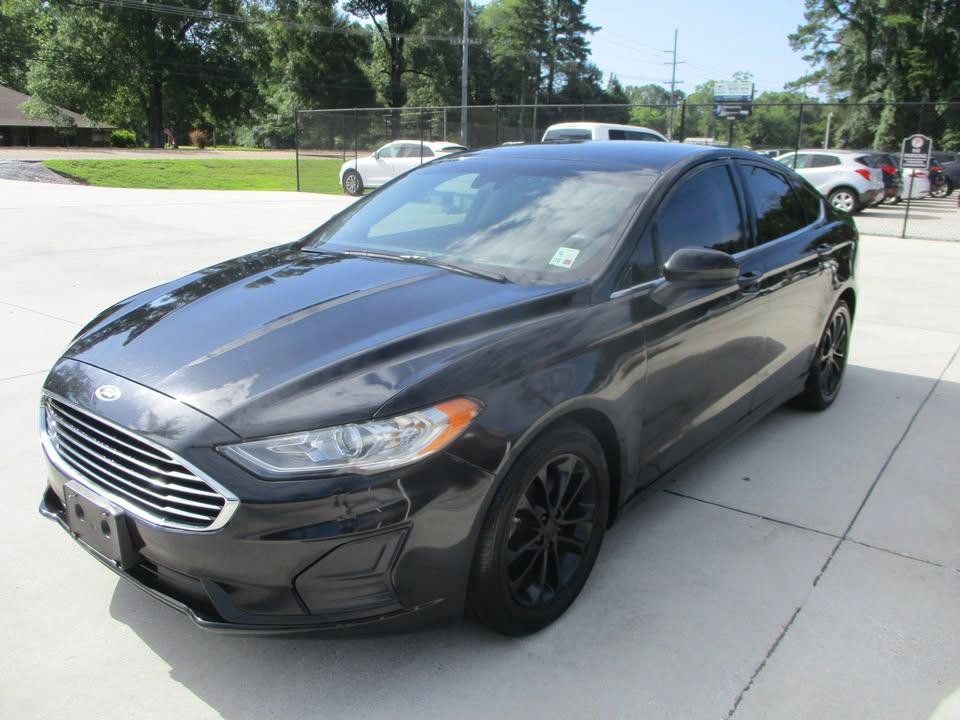 Used 2020 Ford Fusion SE FWD image 5