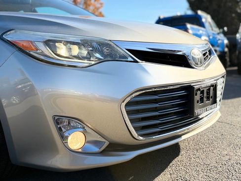 Used 2014 Toyota Avalon Limited image 95